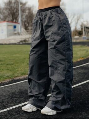 P’tula Motionweave Oversize Track Pant - Dark Grey